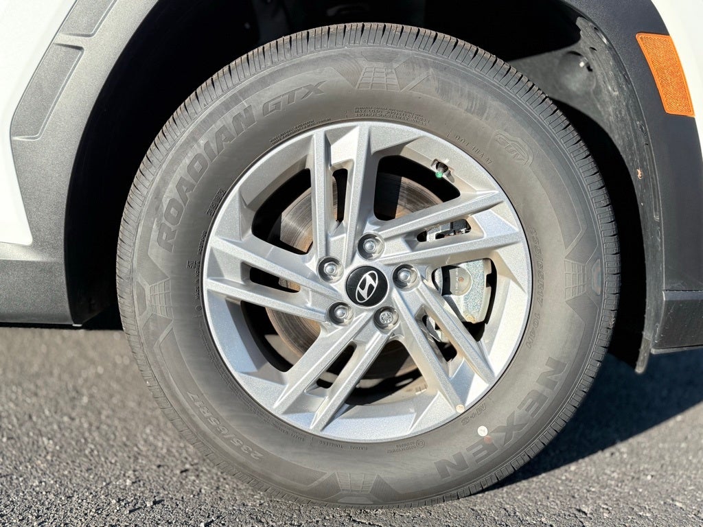 2025 Hyundai TUCSON SE FWD