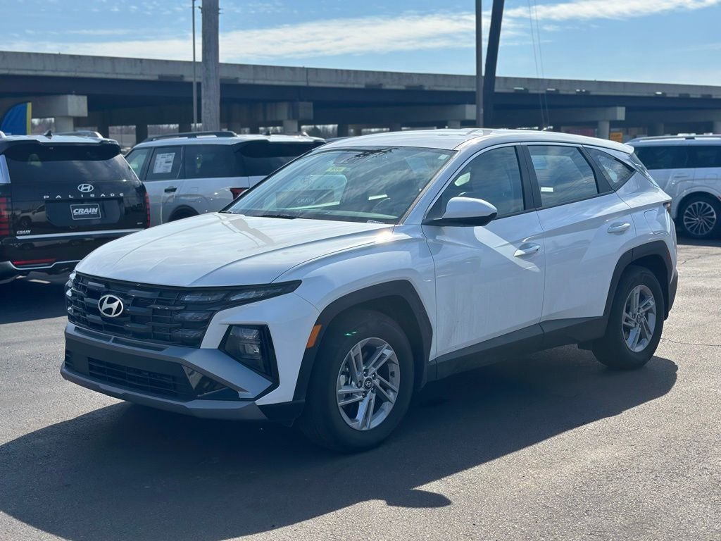 2025 Hyundai TUCSON SE FWD
