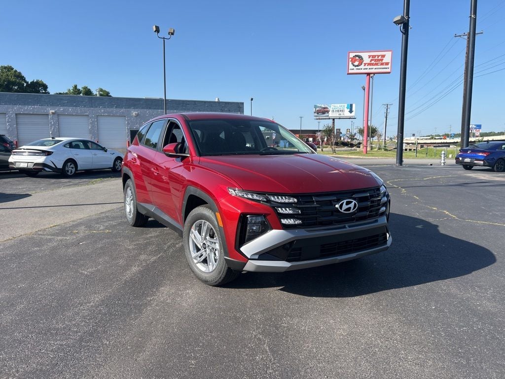 2026 Hyundai TUCSON SE