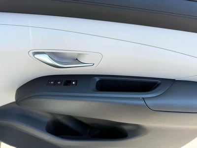 2025 Hyundai TUCSON SE AWD