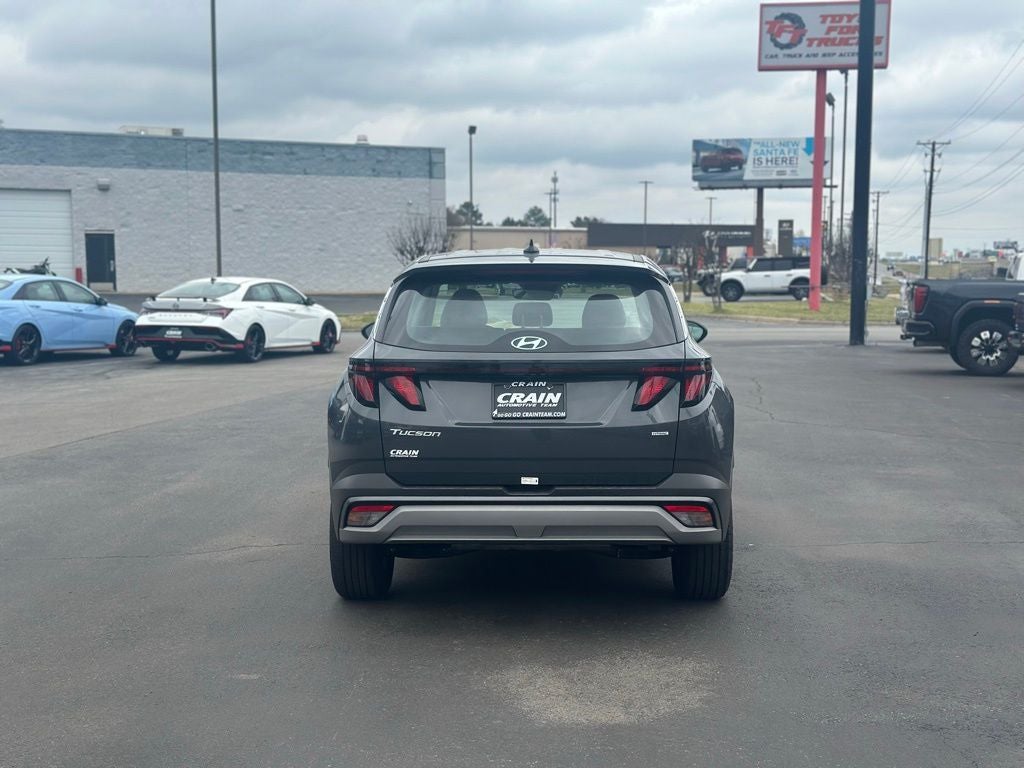 2025 Hyundai TUCSON SE