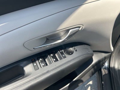 2025 Hyundai TUCSON SEL CLEAN CARFAX / POWER LIFTGATE