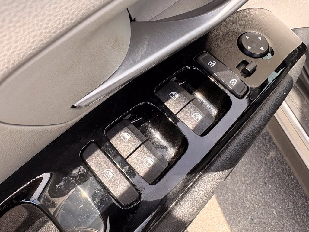 2022 Hyundai Tucson Limited - Photo 12