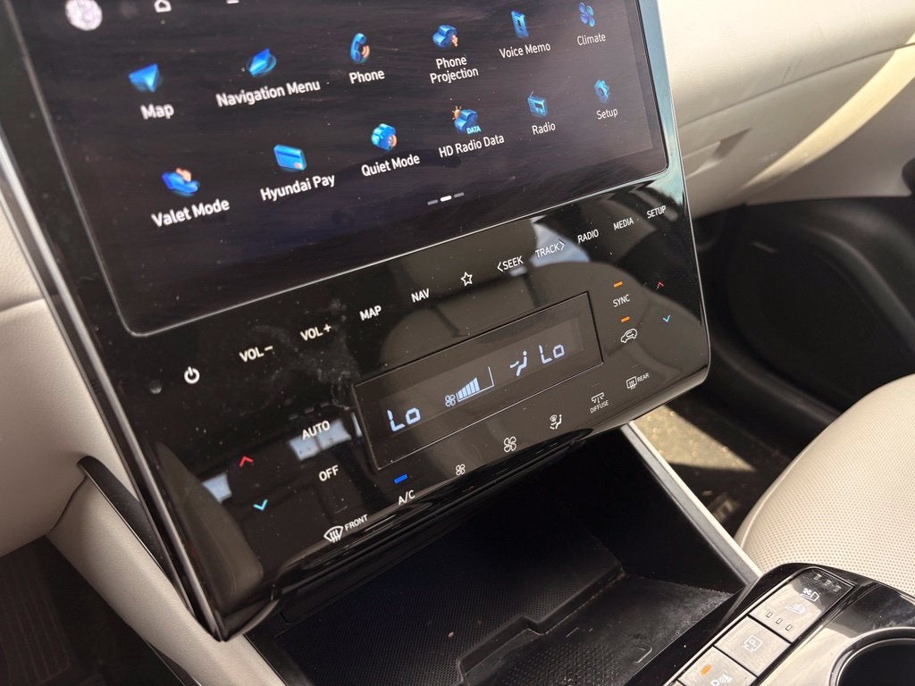 2022 Hyundai Tucson Limited - Photo 18