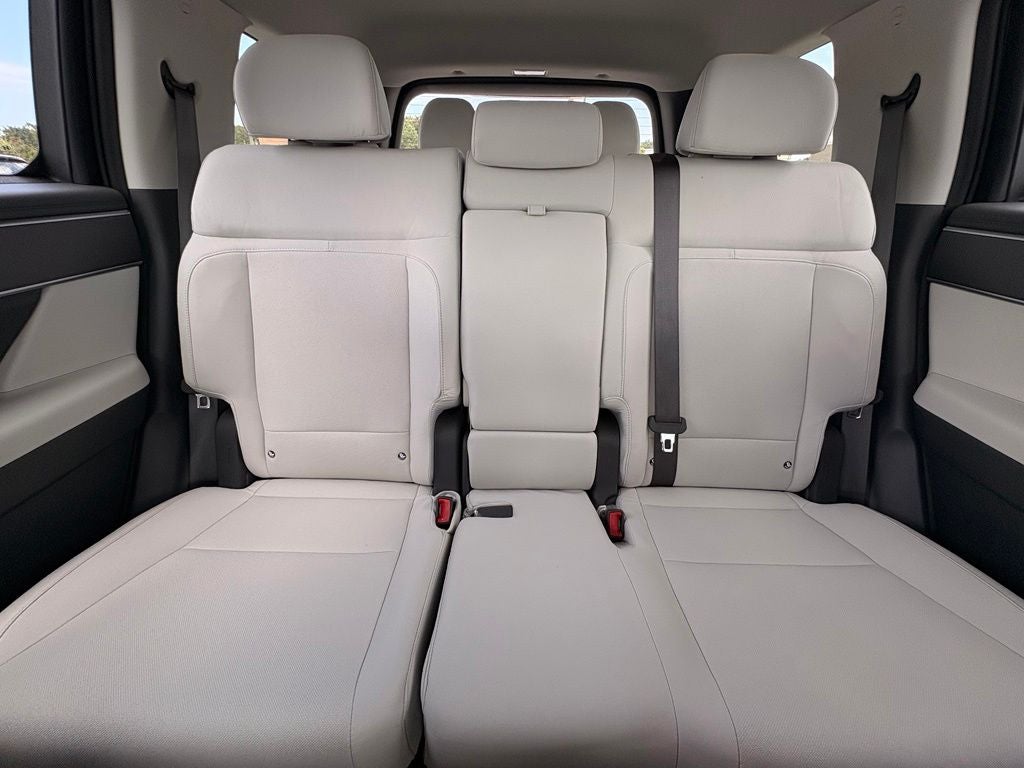 2027 Hyundai SANTA FE SE