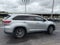 2017 Toyota Highlander XLE Navigation / Clean Carfax / Power Moonroof / 3rd R