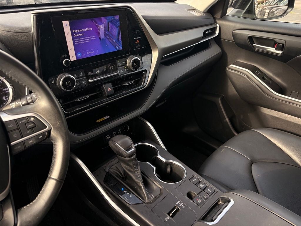 2023 Toyota Highlander XLE - Photo 19