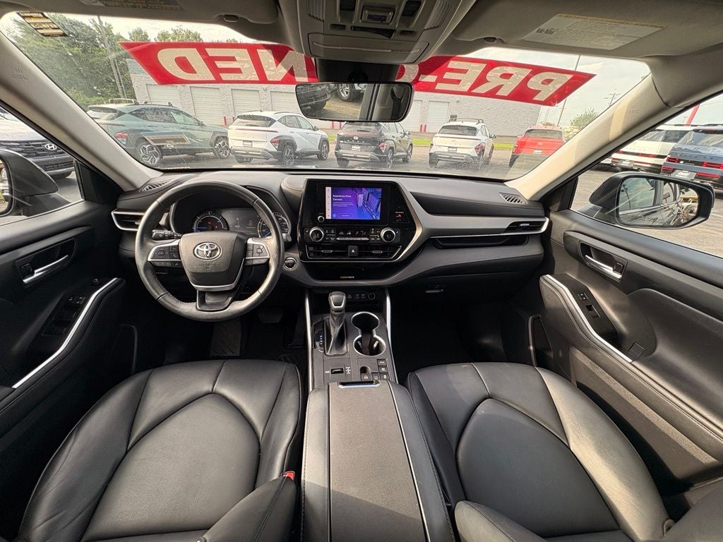 2023 Toyota Highlander XLE - Photo 29