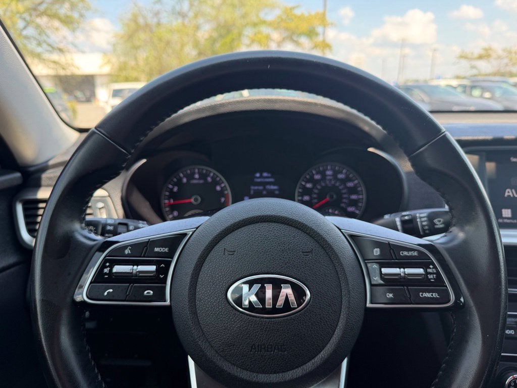 2020 Kia Optima S - Photo 11