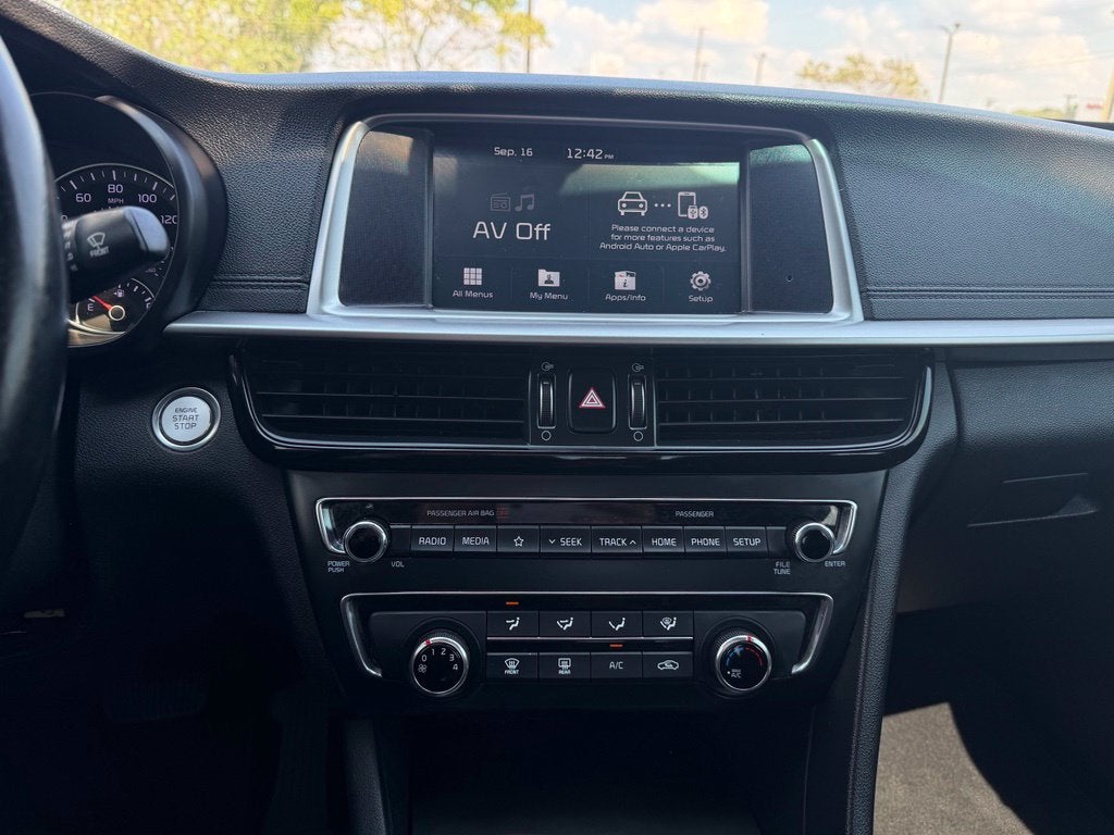 2020 Kia Optima S - Photo 18