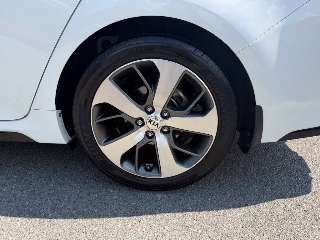 2020 Kia Optima S - Photo 32