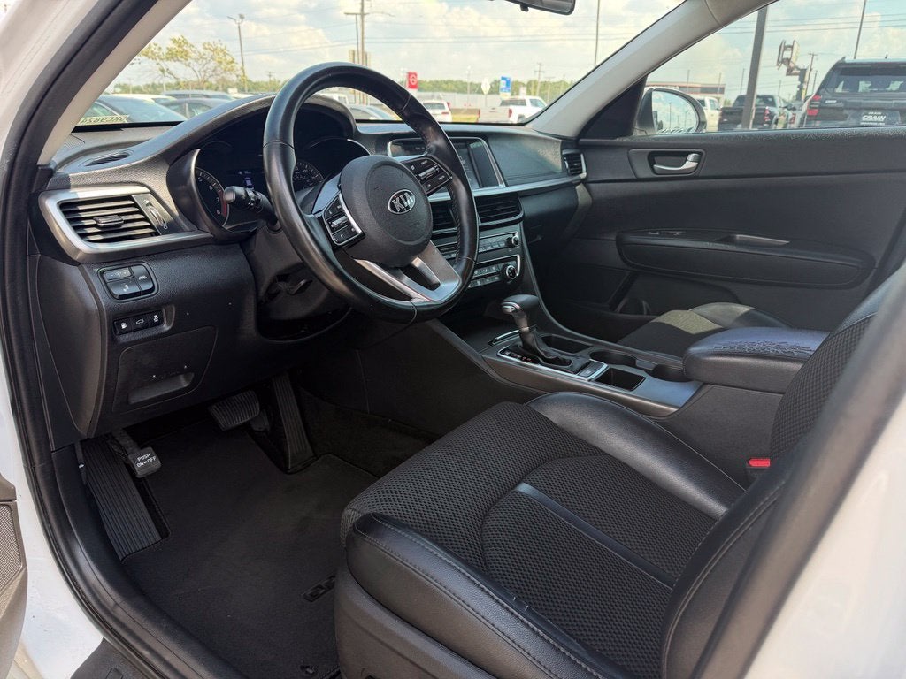 2020 Kia Optima S - Photo 9