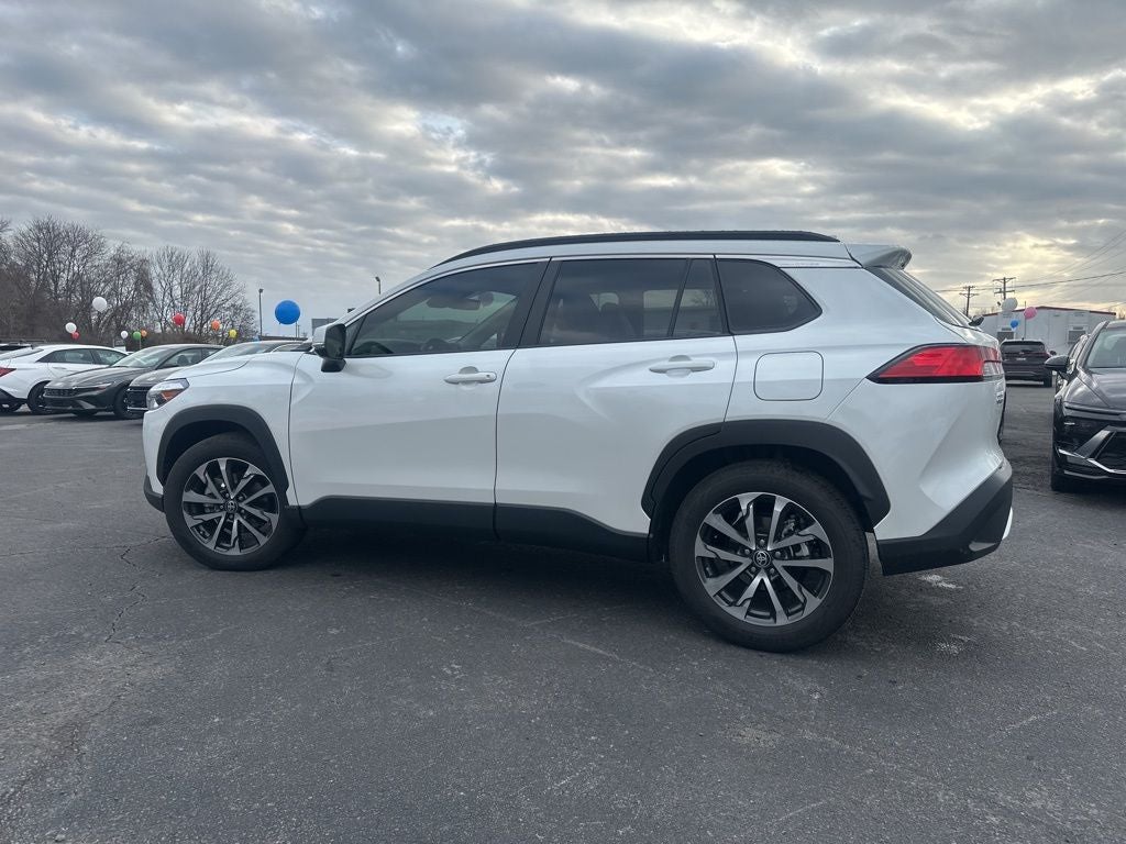 2023 Toyota Corolla Cross XLE