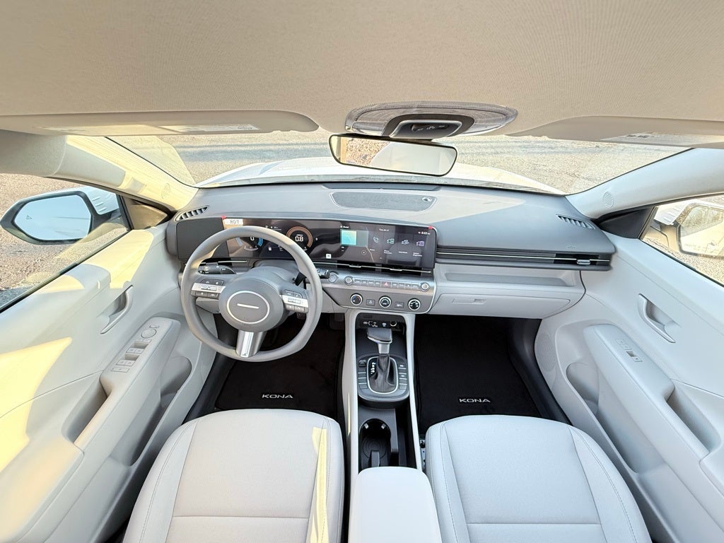 2026 Hyundai KONA SE FWD