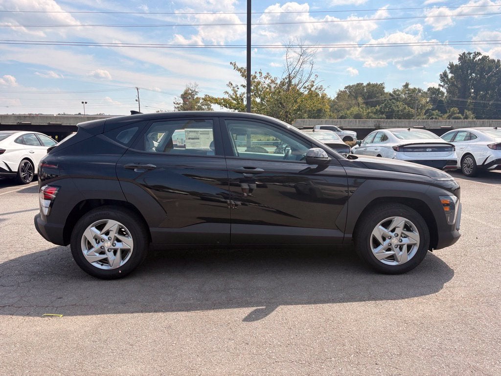 2027 Hyundai KONA SE