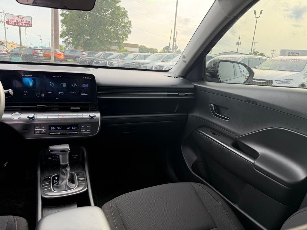 2025 Hyundai KONA SEL