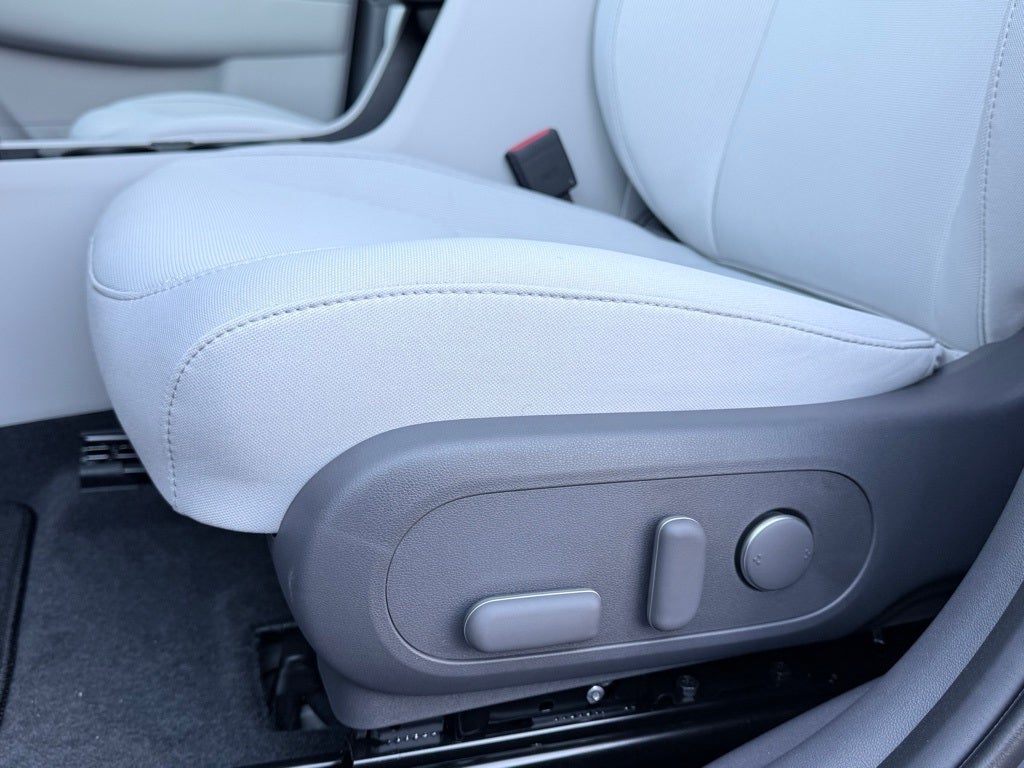 2025 Hyundai KONA ELECTRIC SEL