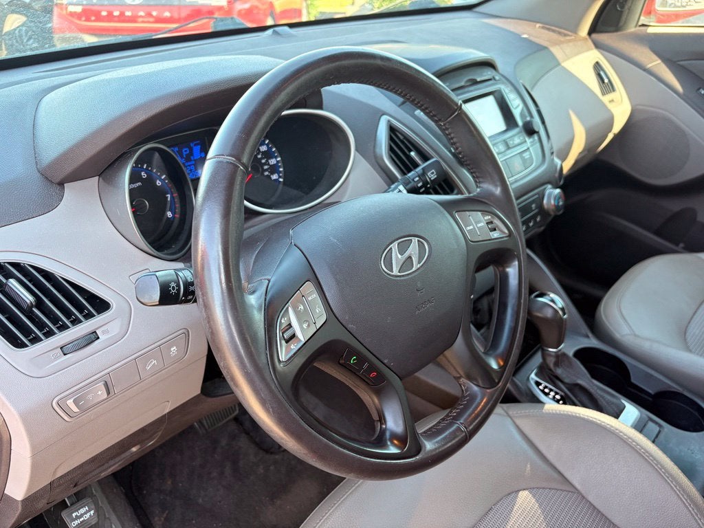 2015 Hyundai TUCSON SE