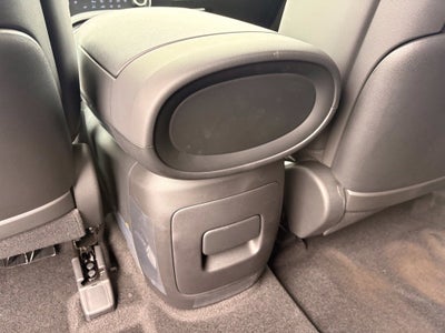 2027 Hyundai PALISADE SEL 7 Passenger