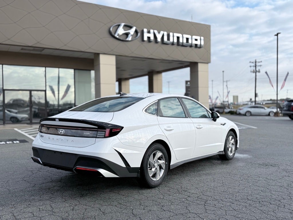 2026 Hyundai SONATA SE