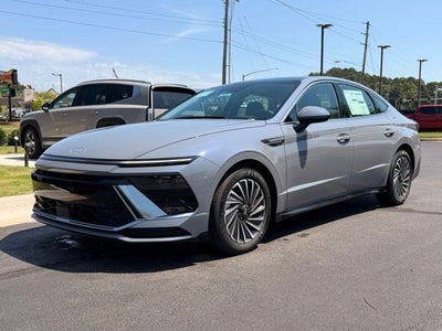 2026 Hyundai SONATA HYBRID SEL