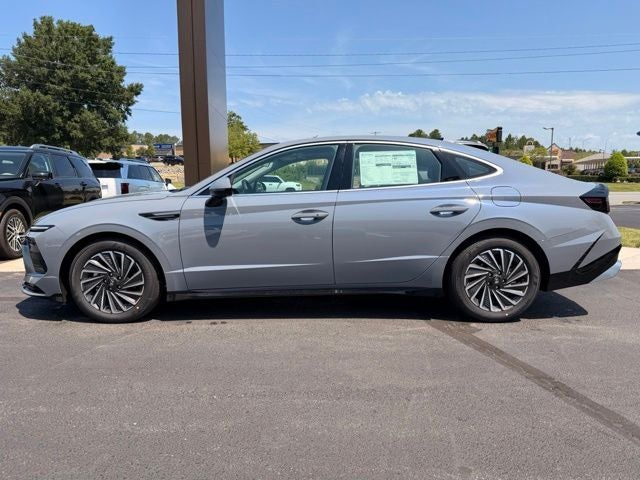 2026 Hyundai SONATA HYBRID SEL