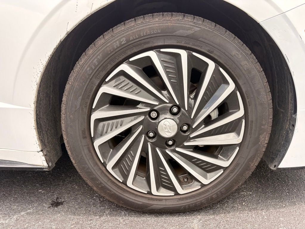 2021 Hyundai SONATA HYBRID Limited