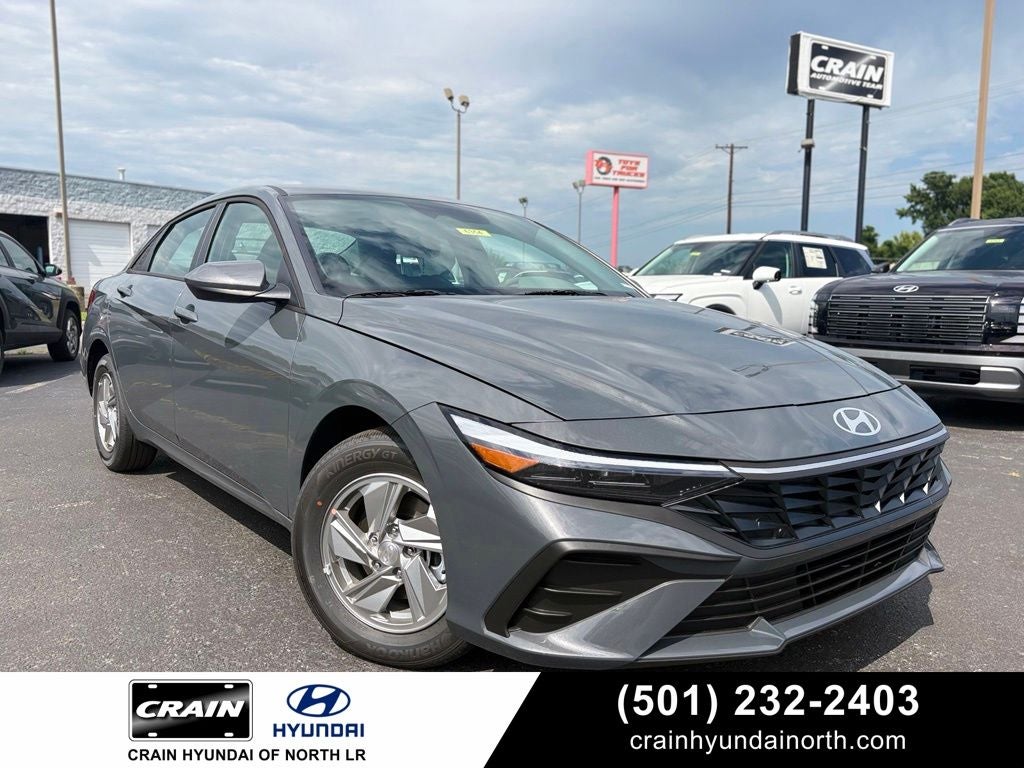 2026 Hyundai ELANTRA SE