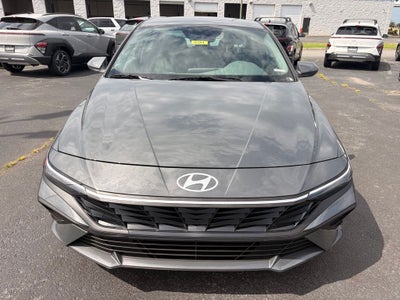 2026 Hyundai ELANTRA SE