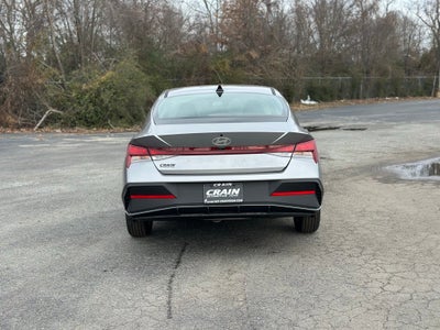 2026 Hyundai ELANTRA SE