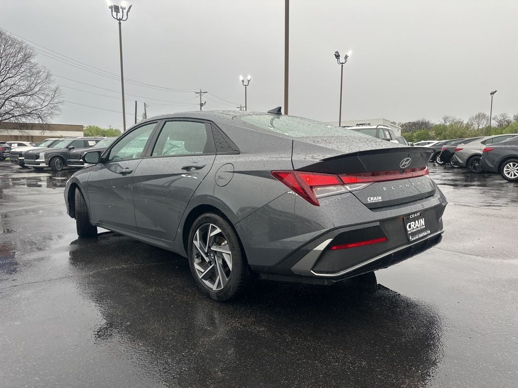 2025 Hyundai ELANTRA SEL Sport