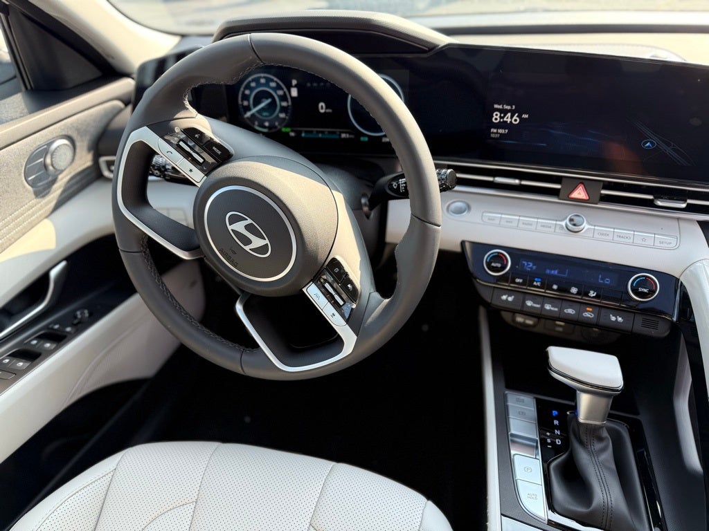 2025 Hyundai ELANTRA HYBRID Limited