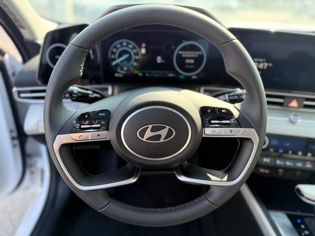 2025 Hyundai ELANTRA HYBRID Limited