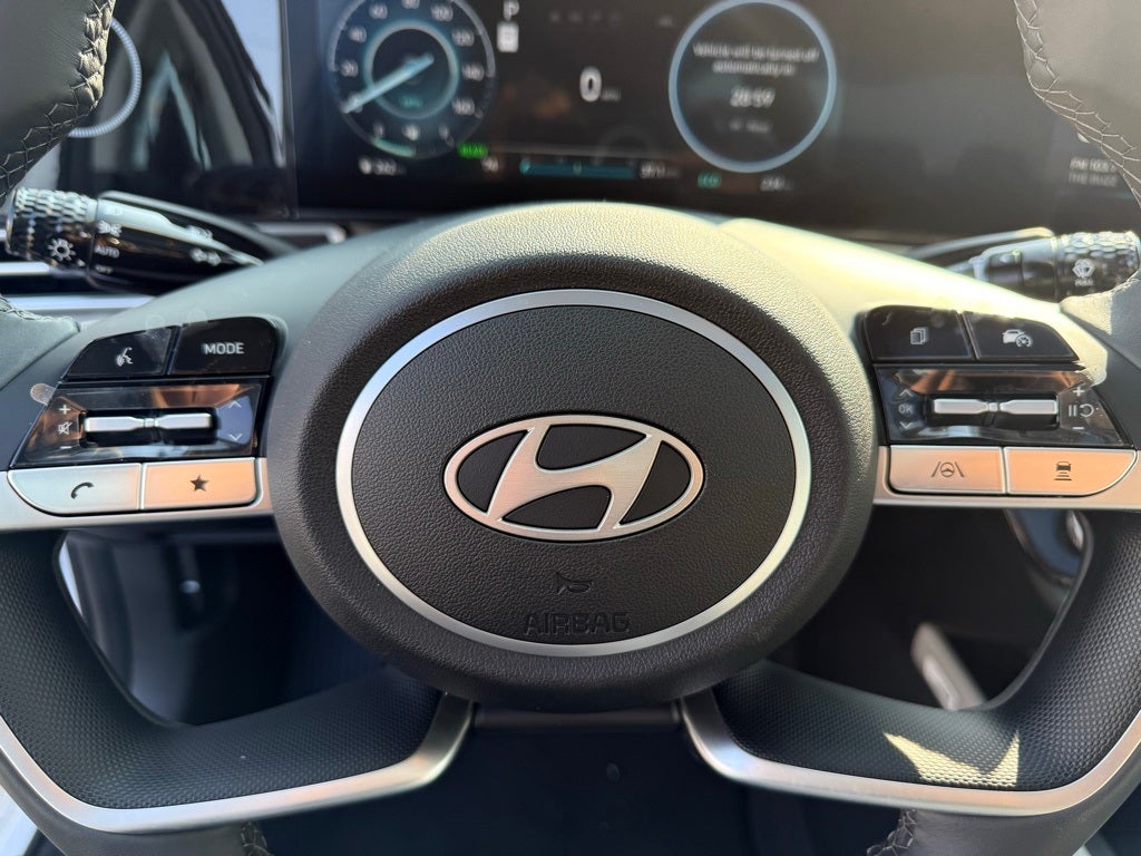 2025 Hyundai ELANTRA HYBRID Limited