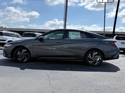 2025 Hyundai ELANTRA Limited