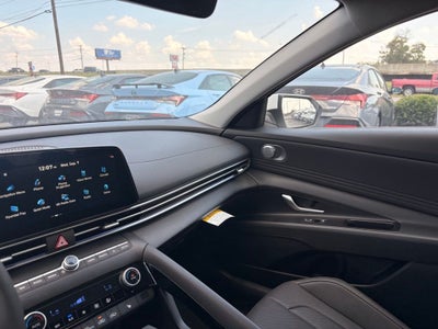 2026 Hyundai ELANTRA Limited