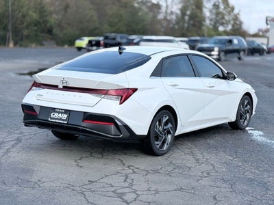 2025 Hyundai ELANTRA SEL Convenience