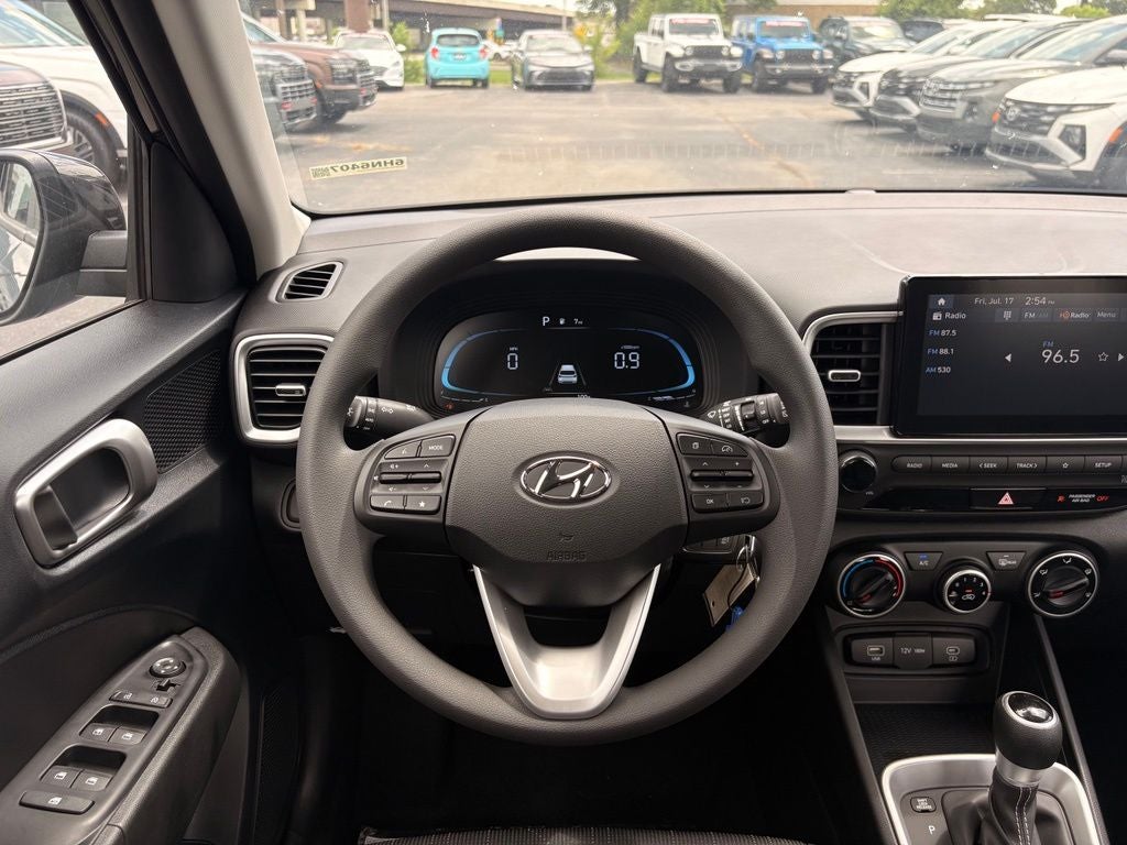 2026 Hyundai VENUE SE