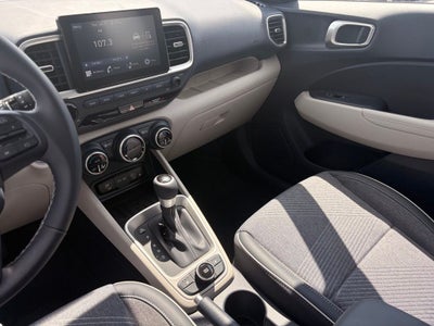 2026 Hyundai VENUE SEL