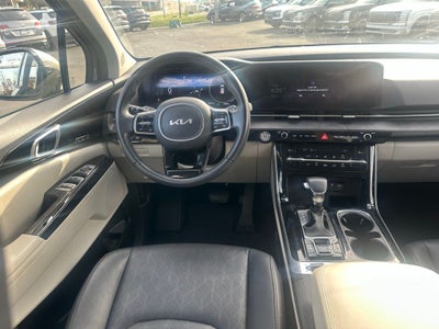 2024 Kia Carnival SX