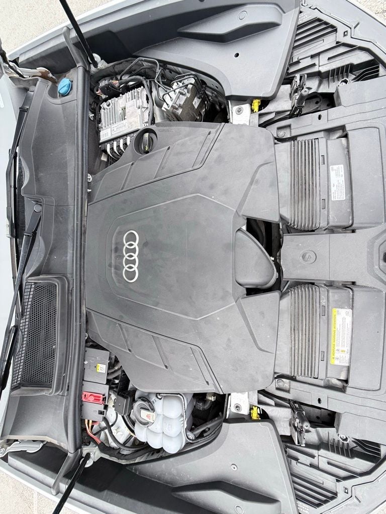 2020 Audi Q8 55 Premium Plus quattro