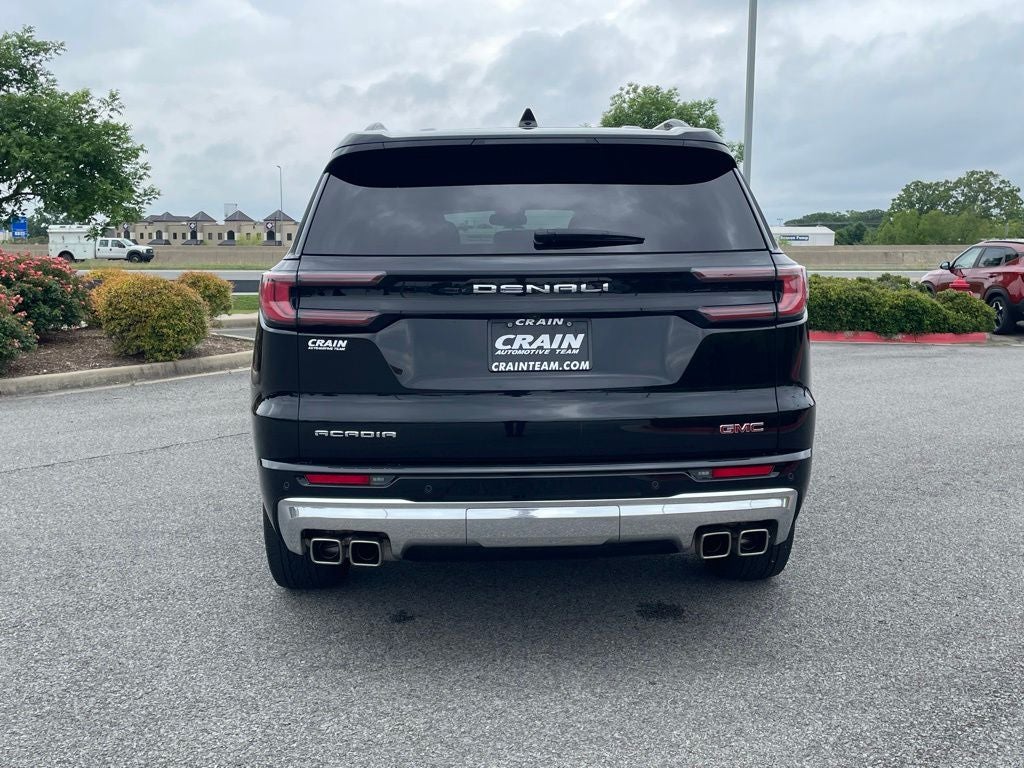 2024 GMC Acadia Denali