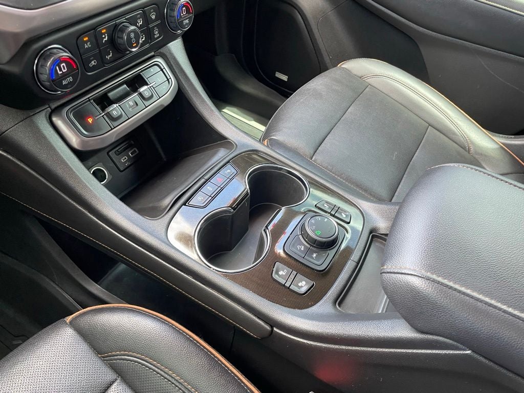 2020 GMC Acadia AT4