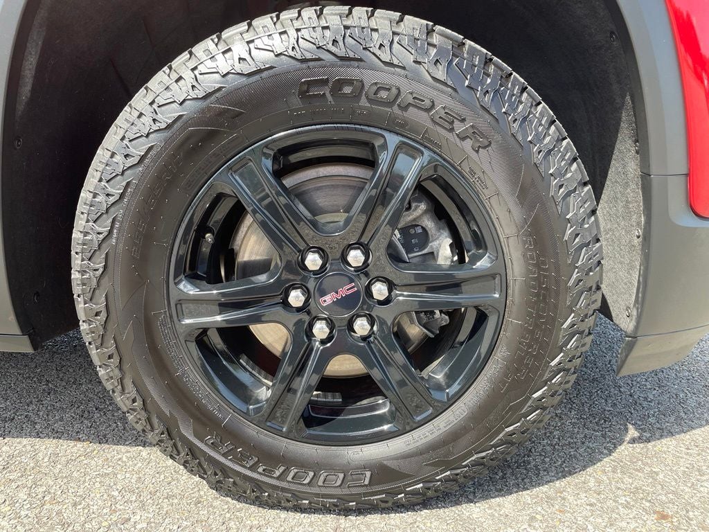 2021 GMC Acadia AT4