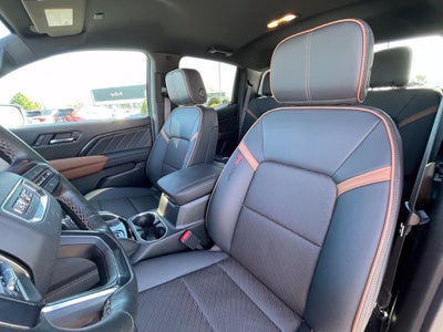 2025 GMC Canyon AT4