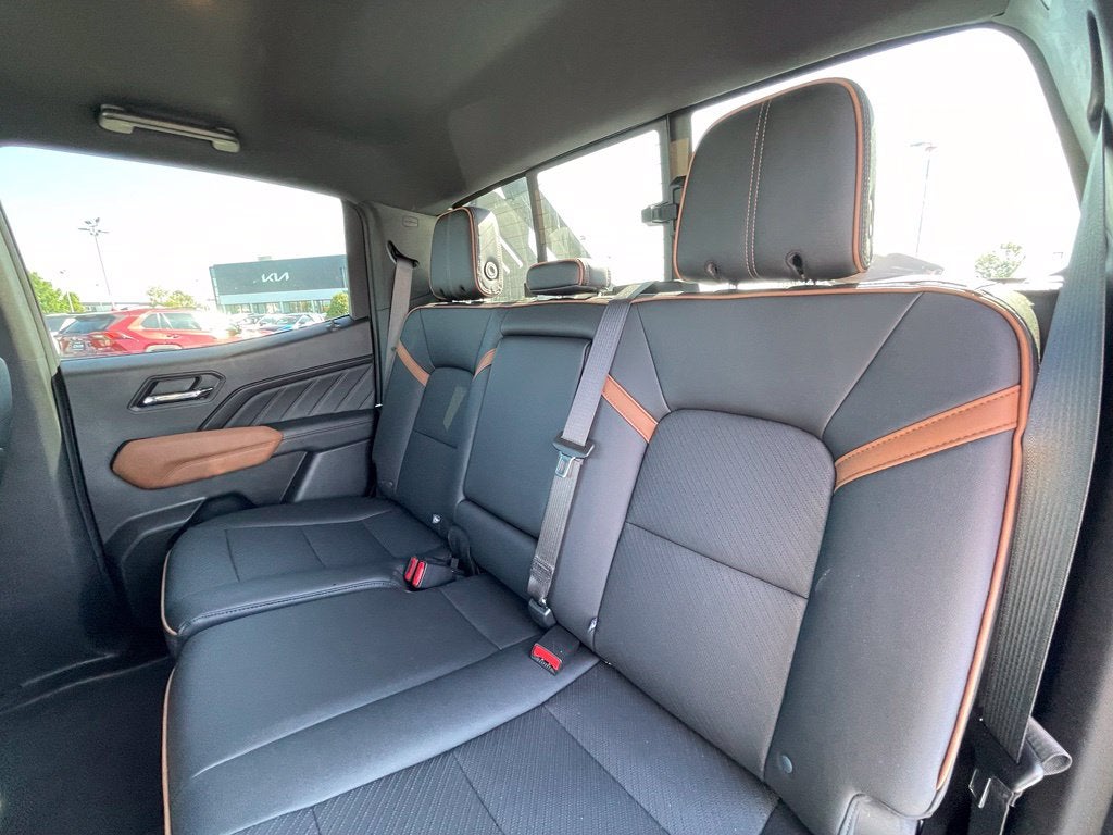 2025 GMC Canyon AT4