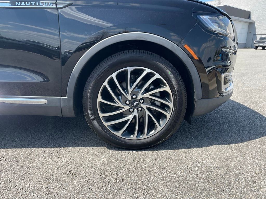 2020 Lincoln Nautilus Reserve