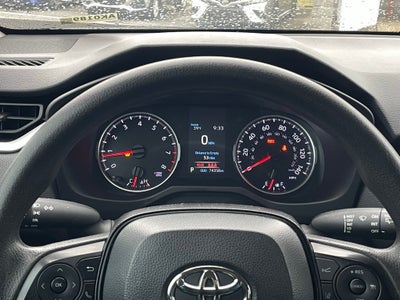 2022 Toyota RAV4 LE