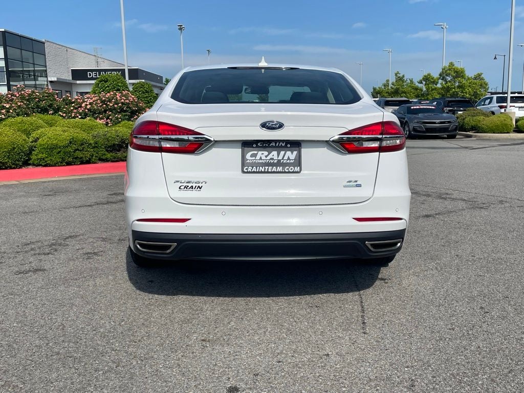 2020 Ford Fusion SE