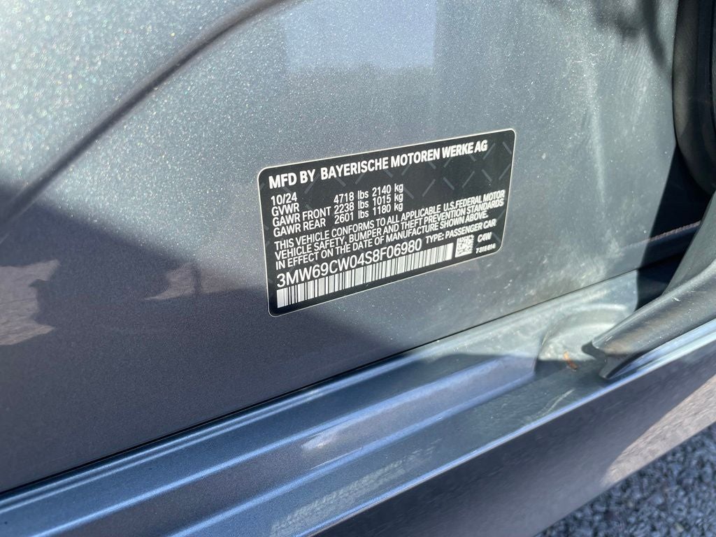 2025 BMW 3 Series 330i